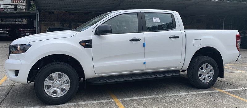Hình ảnh ngoại thất ford ranger xls At 2021 2022 mới màu trắng tại ford thăng long
