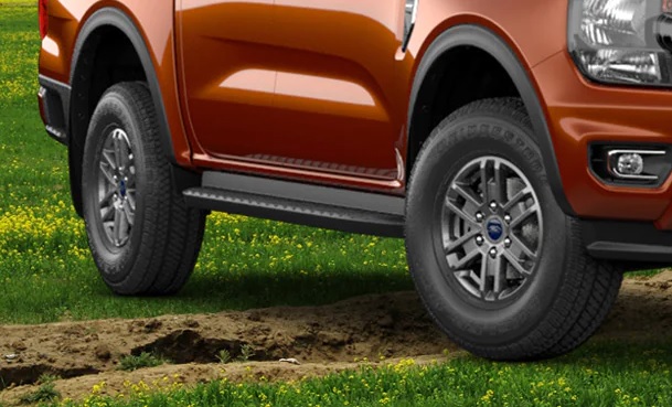 FORD RANGER XLS 2.0L 4×2 MT 6