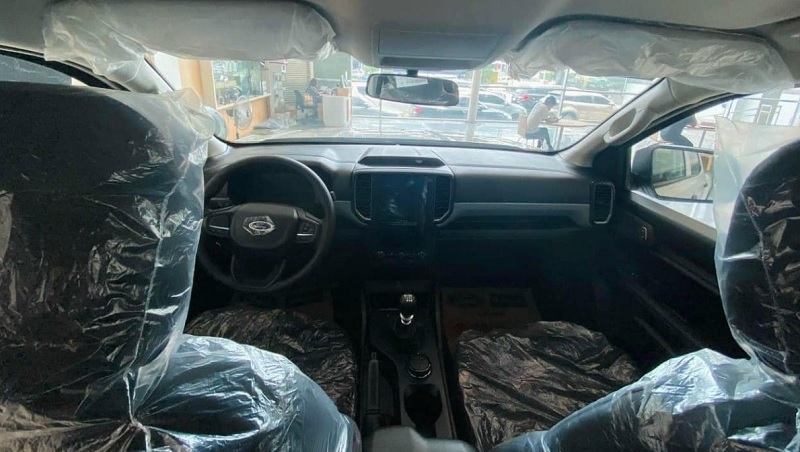 RANGER XL 2.0L 4×4 MT 83