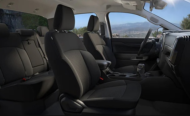 FORD RANGER XLT 2.0L 4×4 AT 6